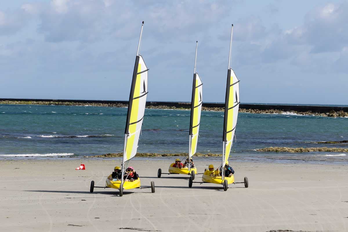 Voile-et-Vent-Tourlaville-char-02