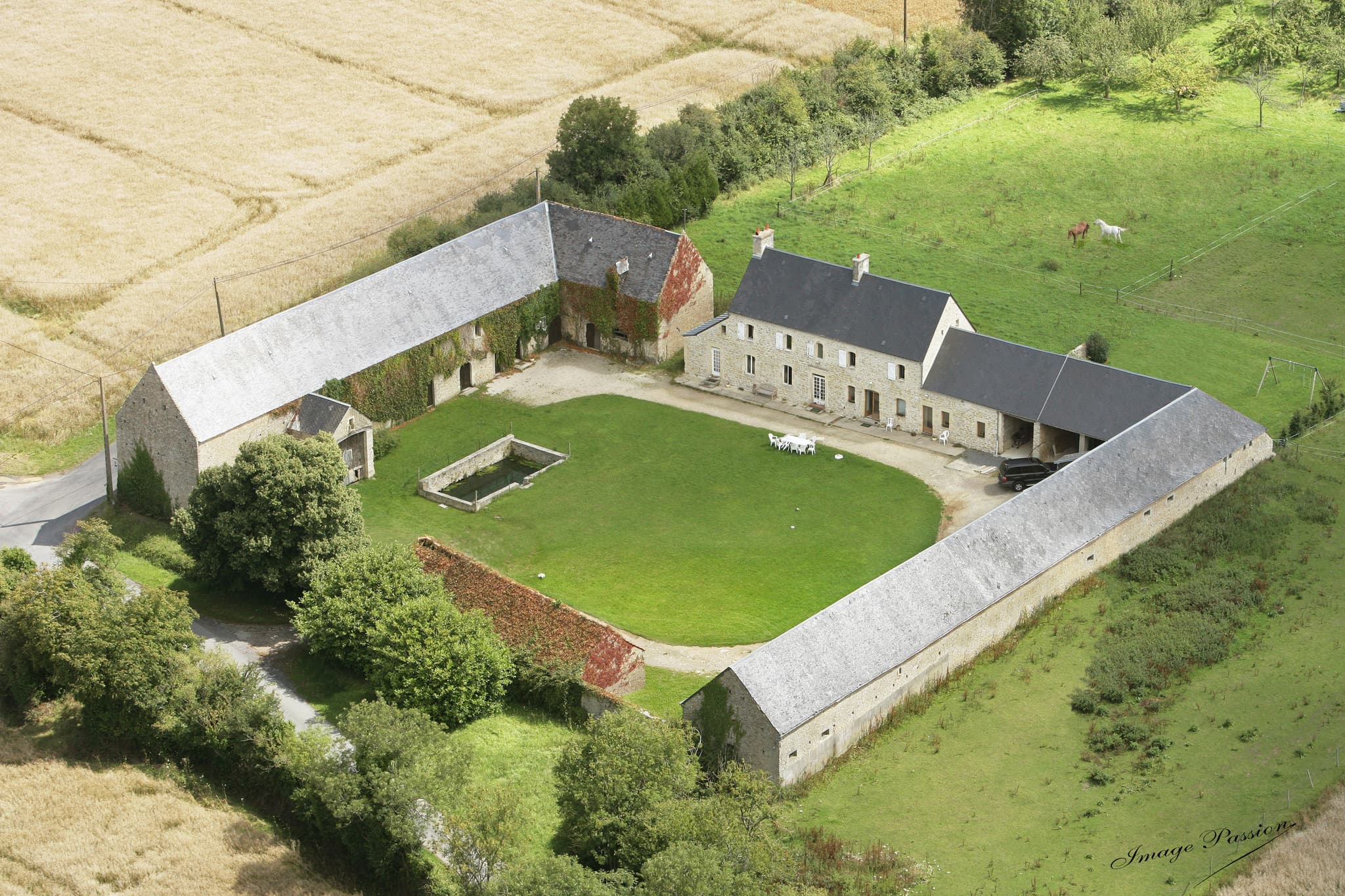 Vue aérienne La Ferme Manoir Saint Barthélemy - Normandie