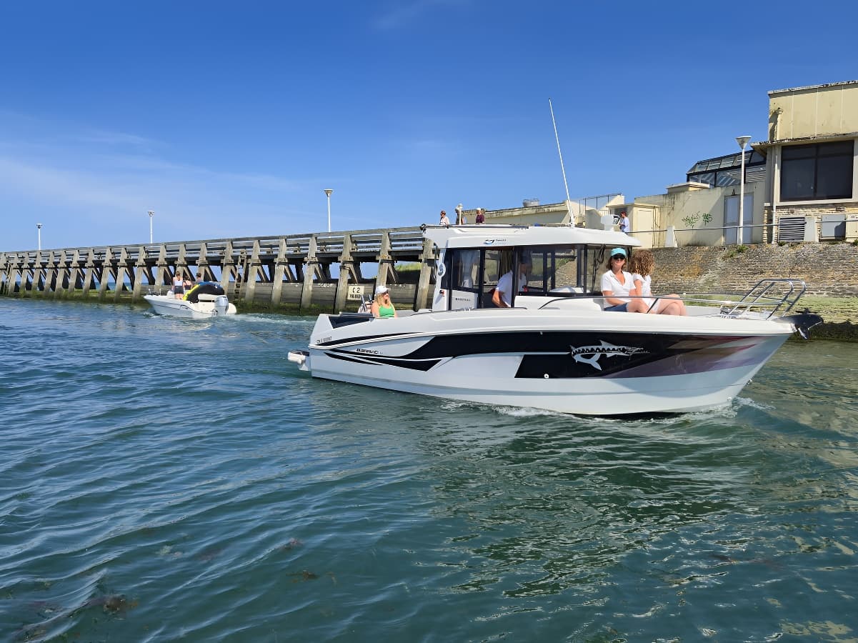 balade-en-bateau-plaisance-2-roues-credit-nathalie-papouin