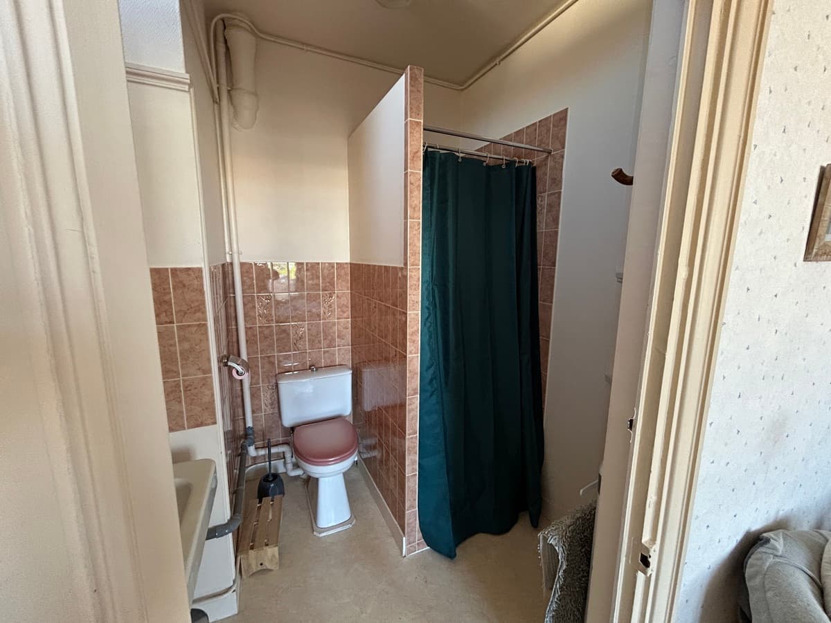 chambre-anais-gouffe-sdb-courseulles