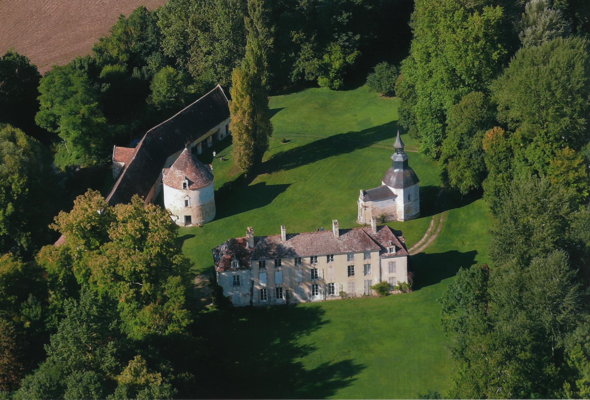 chateau-de-Vicques