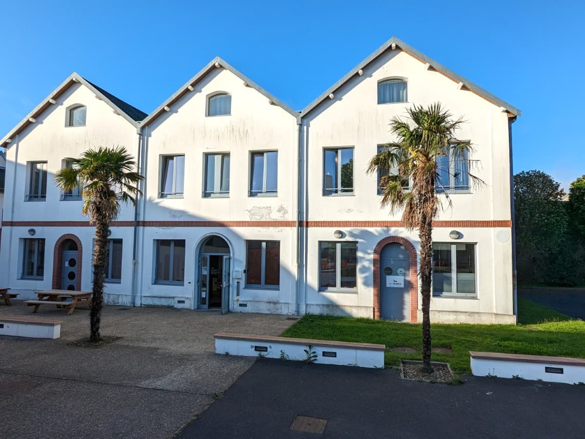 cherbourg-residence de tourisme-auberge de jeunesse-hi france-0