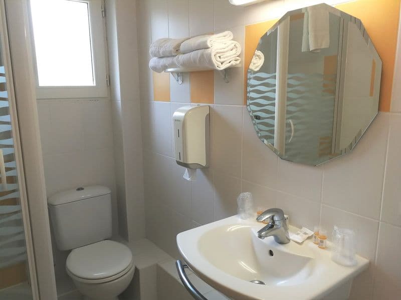 hotel-auberge-de-carolles-6