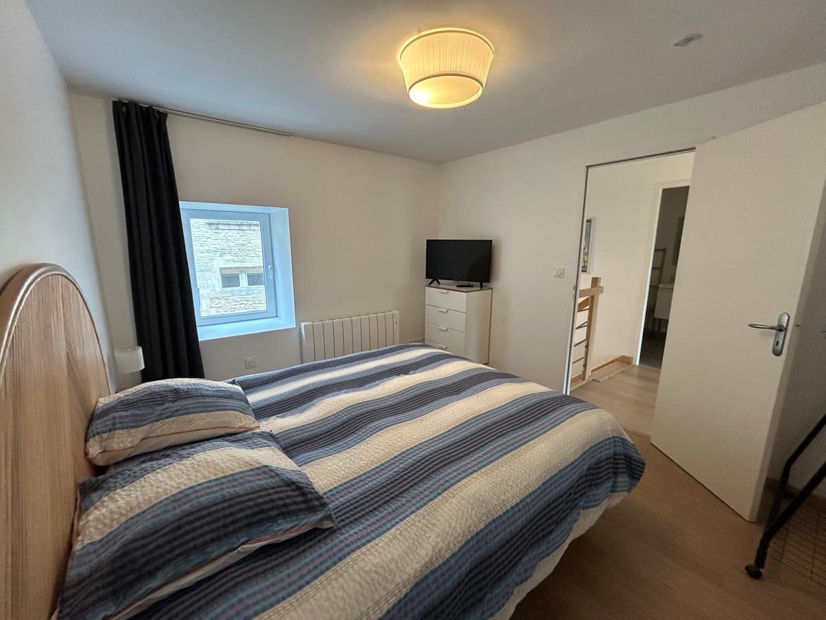la-grange-beny-sur-mer-costil-chambre-lit-double (2)