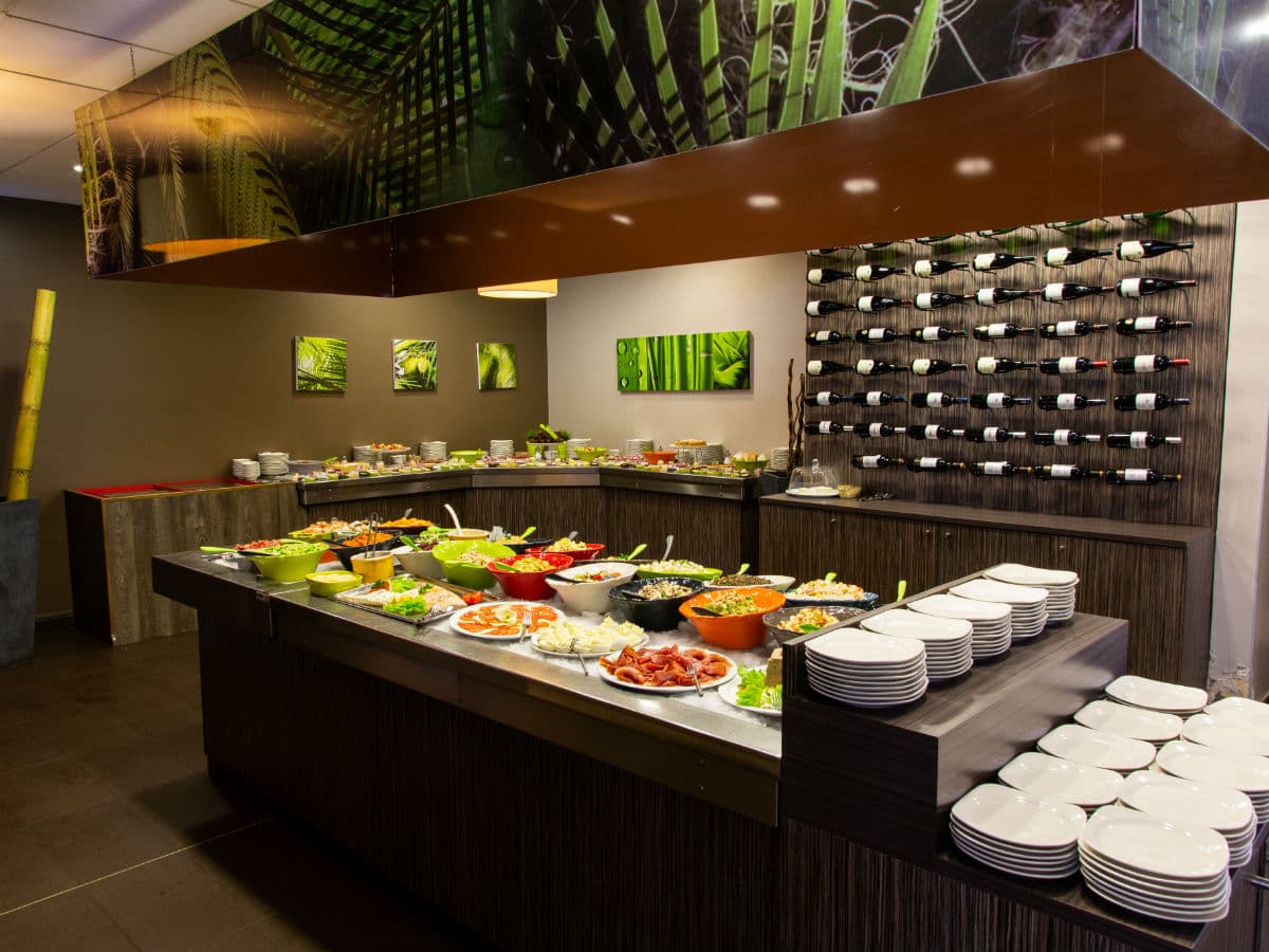 le patio buffet