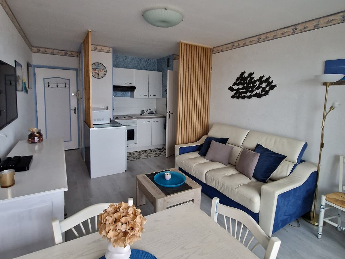 les Marinas salon