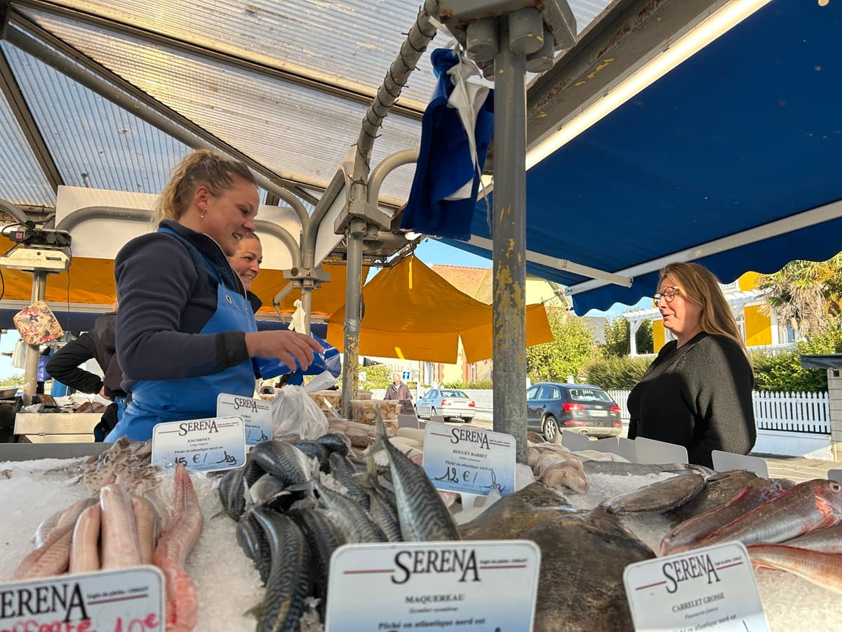 marche-aux-poissons-courseulles-sur-mer-credit-mathilde-lelandais (15)