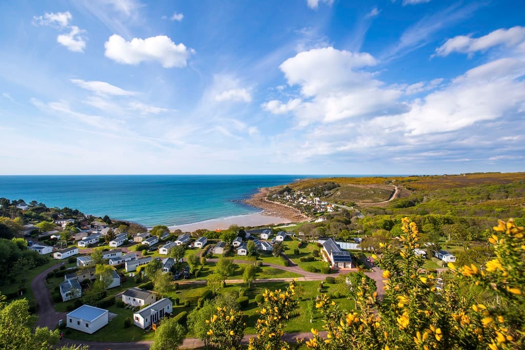 maupertus-sur-mer-camping-anse-du-brick-1
