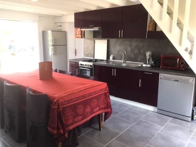 meuble-tourisme-desvaux-saint-germain-sur-ay-cuisine