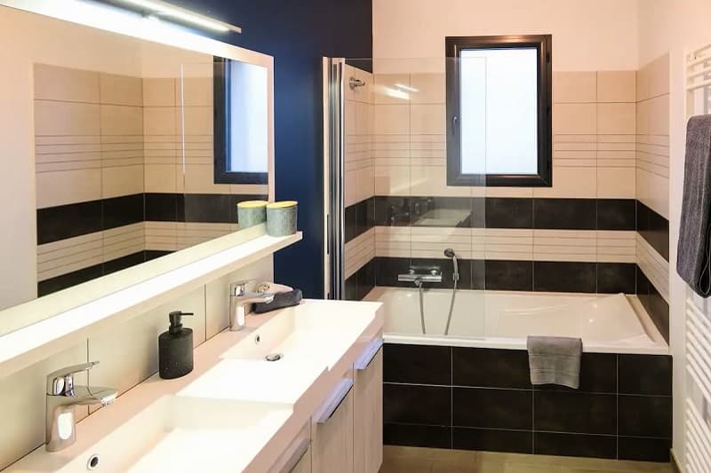 Salle de bain 1