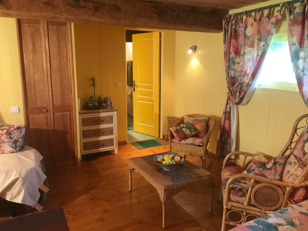 vicq-sur-mer-meuble-de-tourisme-le-studio-jaune-cauchois-6