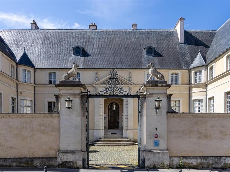 Hôtel des Loups