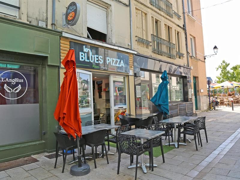 Pizzeria blues pizza