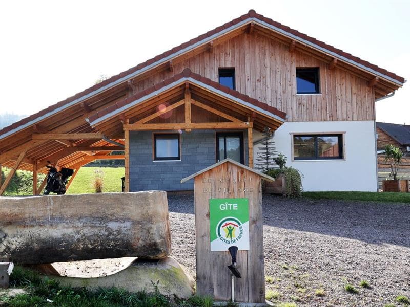 Meublé le chalet du village