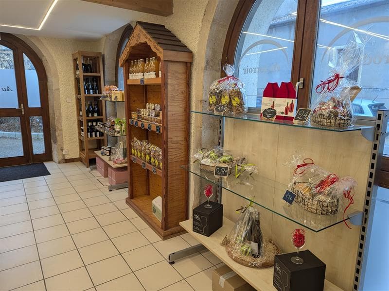 Boutique Au Caveau