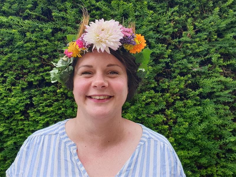 Coralie Companys - Sophrologue, guide bain de forêt et praticienne massage