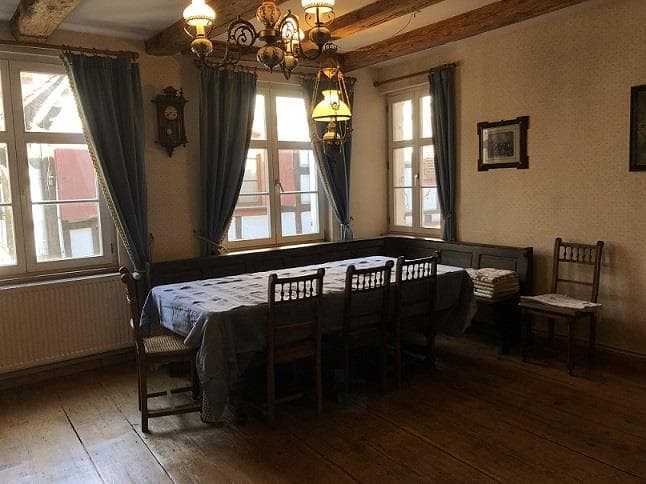 Chambre avec 2 lits superposés