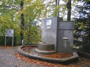 Fontaine Haïdi Hautval