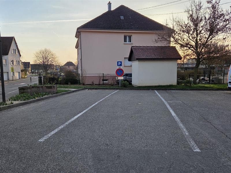 Parking bus Châtenois