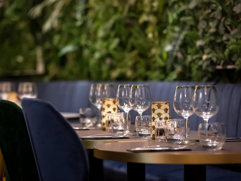 The Garden's Lounge Bar & Restaurant