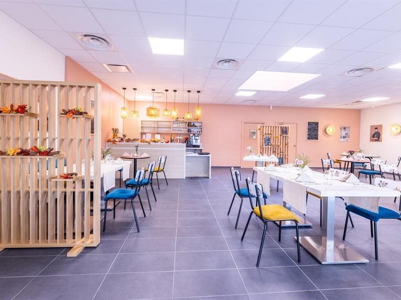 Restaurant le 240