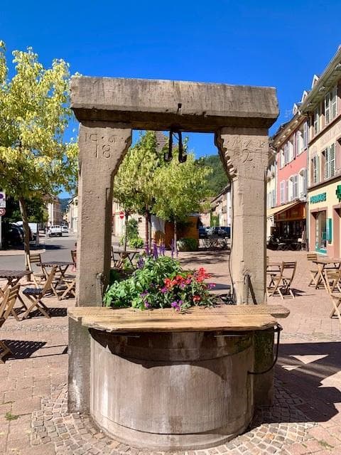 le puits de la Place de Lattre