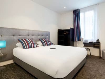 Hôtel Kyriad Marseille Blancarde Timone .jpg