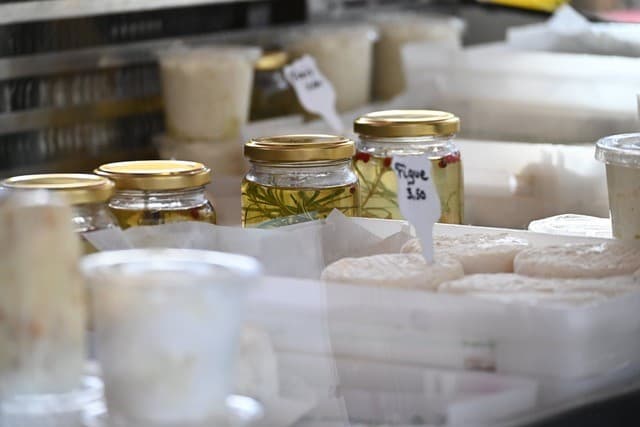Marché de Jouques
