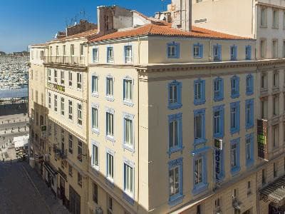 Hôtel Carré Vieux Port Marseille.jpg
