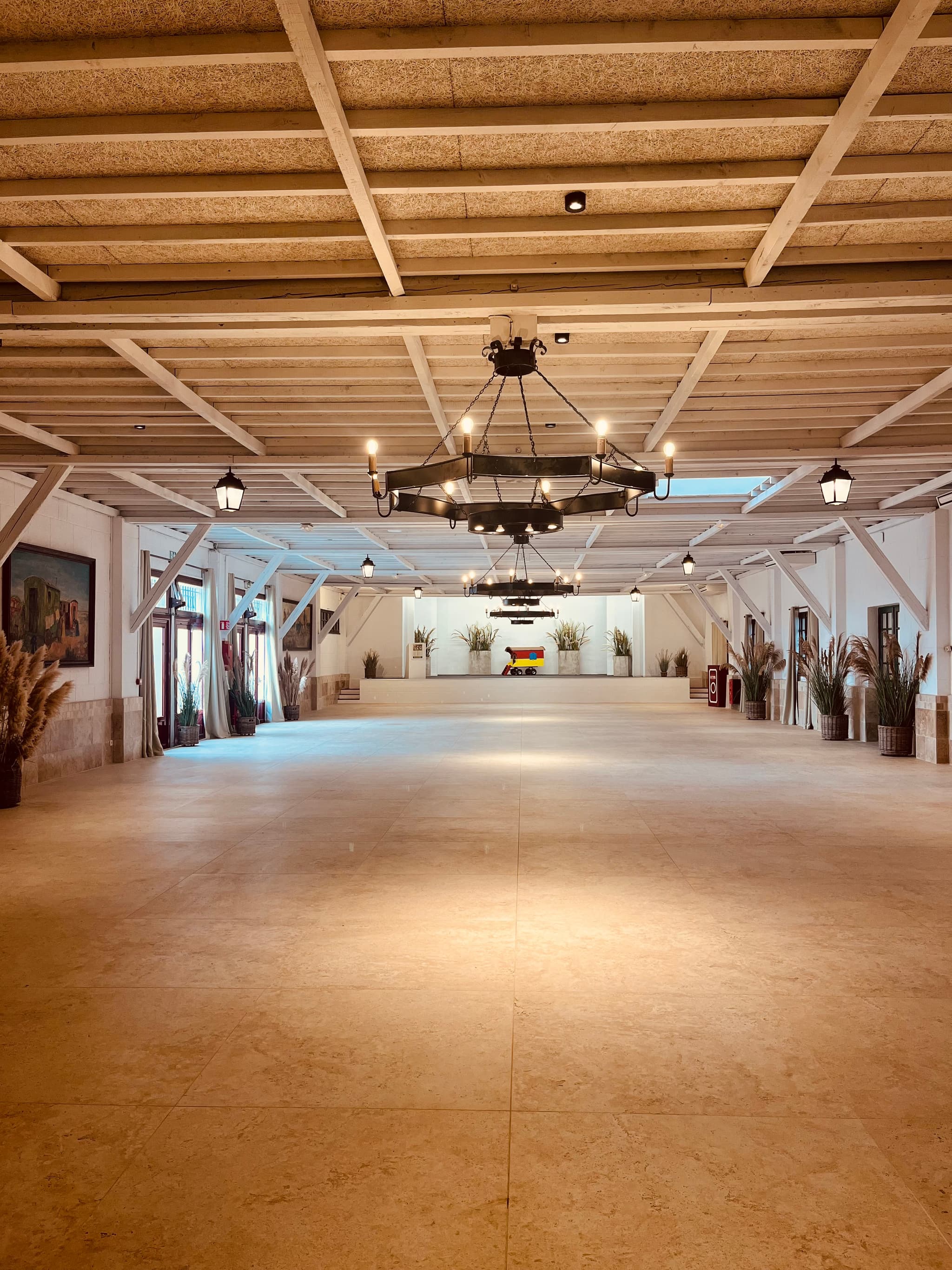 Le Salon Mirette du restaurant La Bergerie de Méjanes