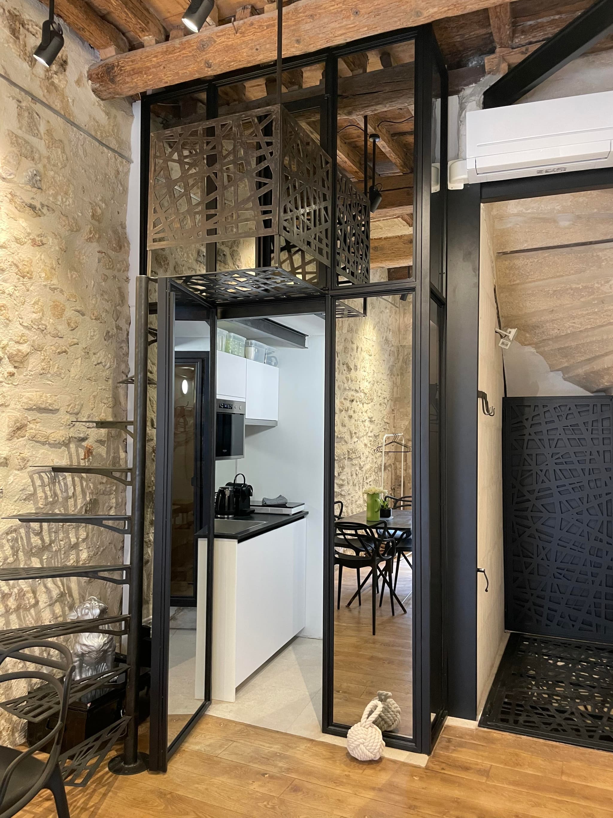 Studio 26 Appart/Galerie/Commerce Centre d'Arles_Arles