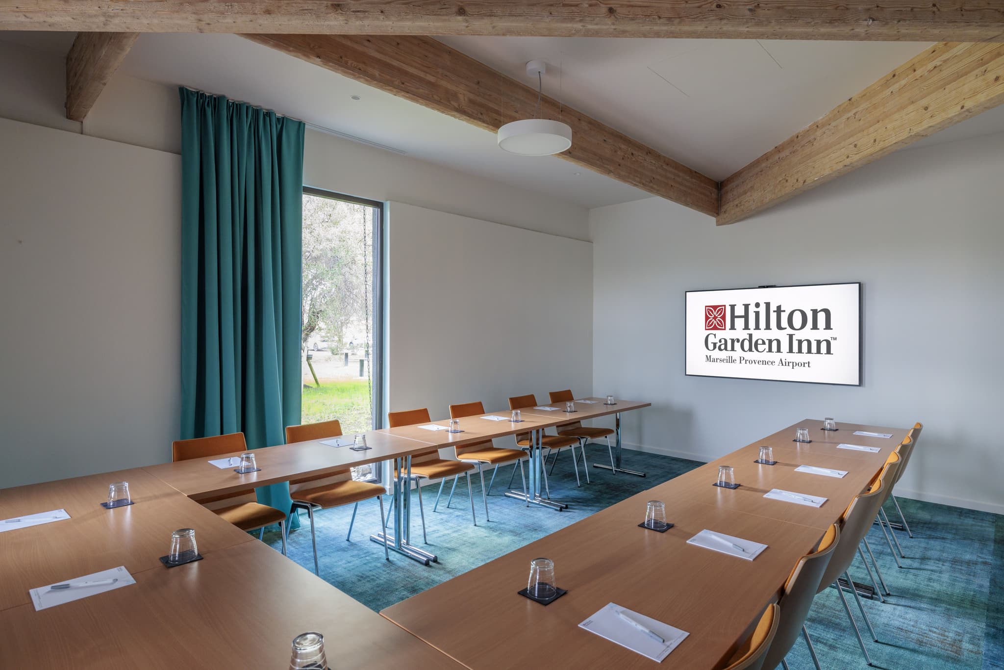 Salle de Réunion Lubéron 40m2