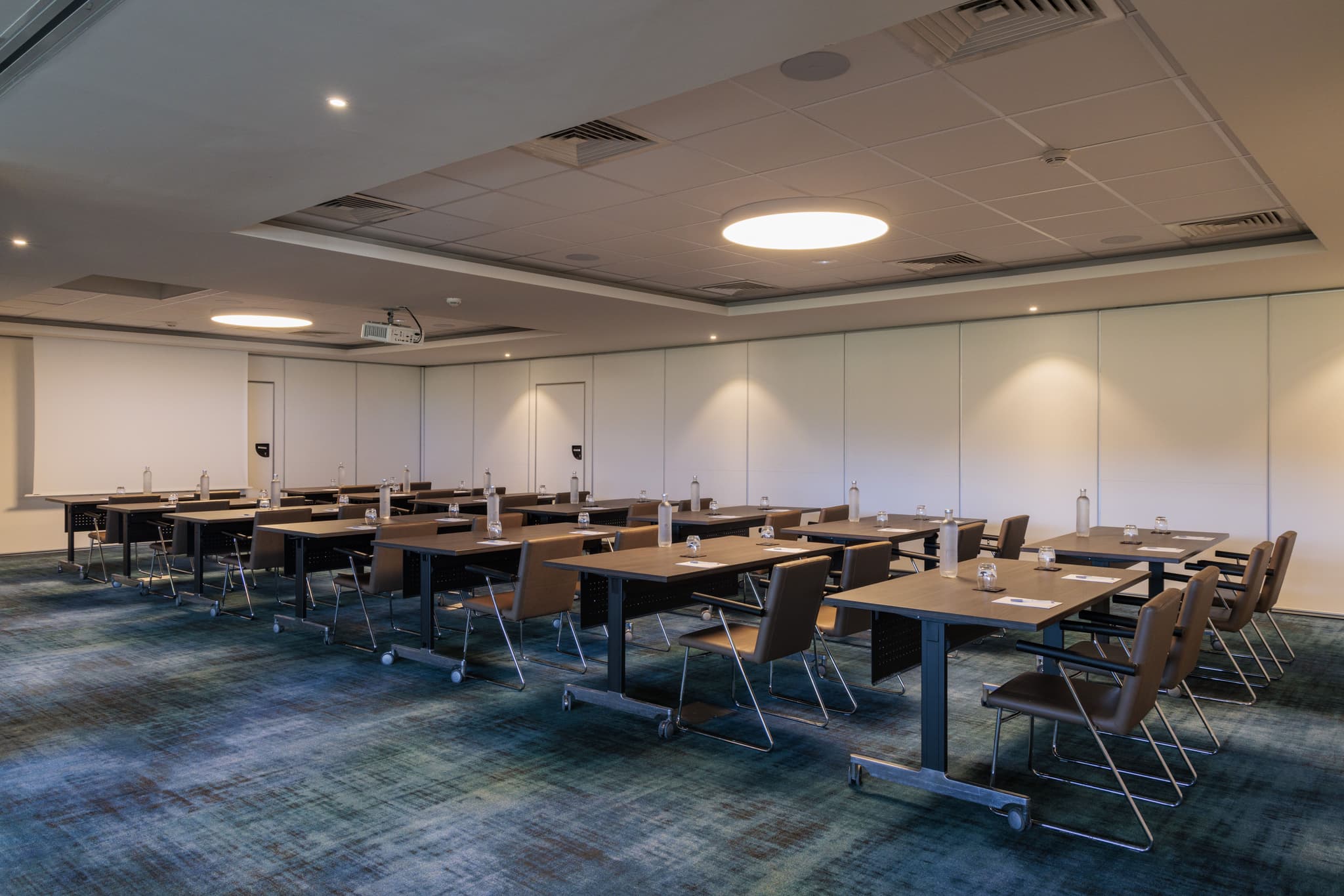 Salle de Réunion Niolon Espace Côte Bleue 100m2