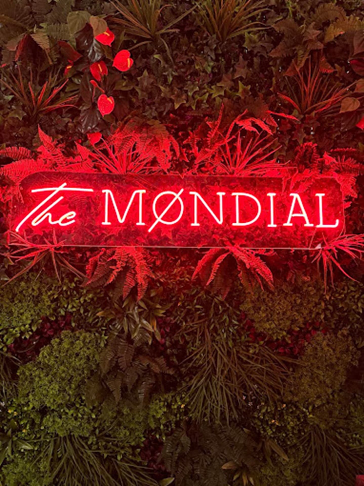 The Mondial Restaurant_Port-de-Bouc