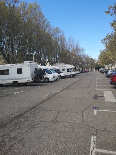 Aire de camping-cars publique