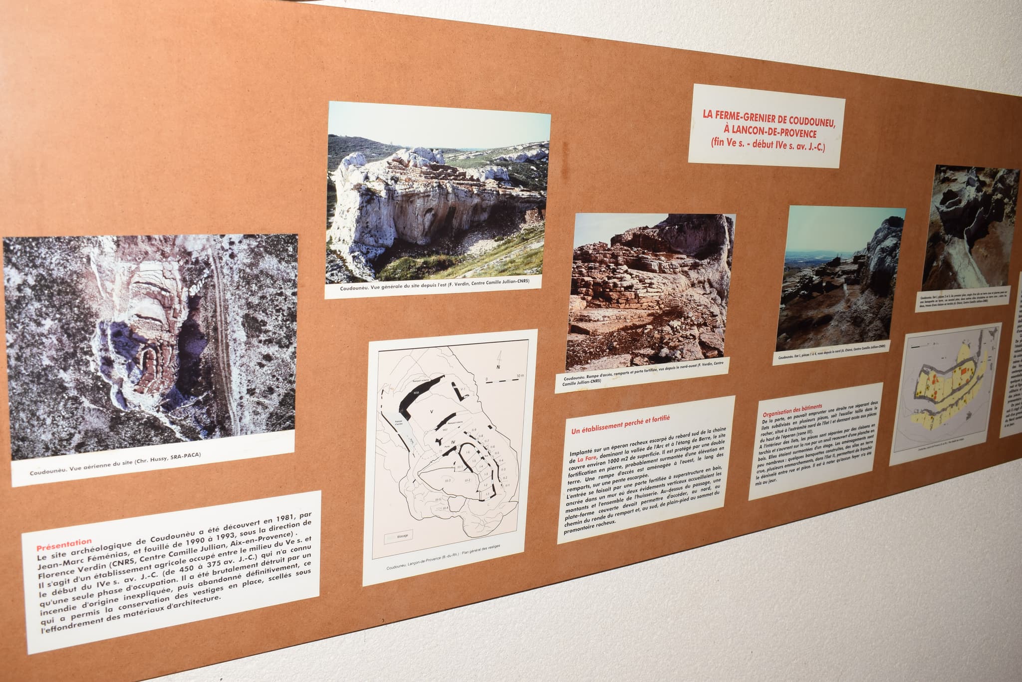 Salle d'exposition archéologique