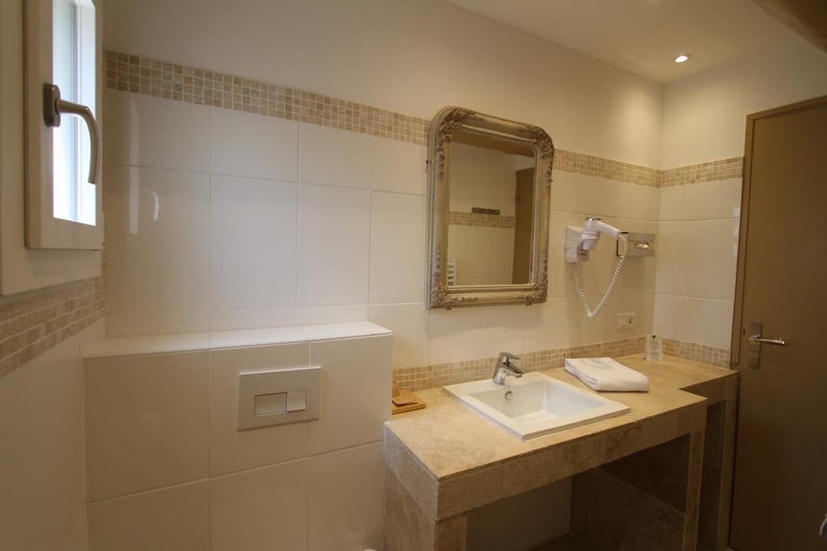 Hotel_Van_Gogh_salle_de_bain