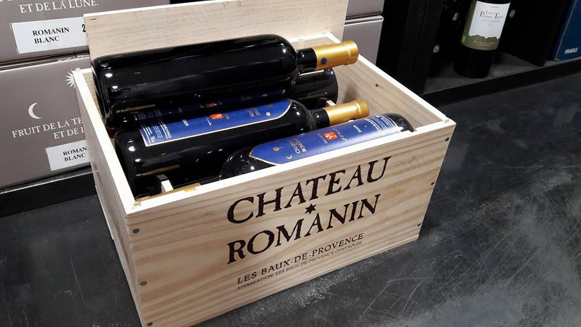 Cave_du_Mistral_chateau_romanin