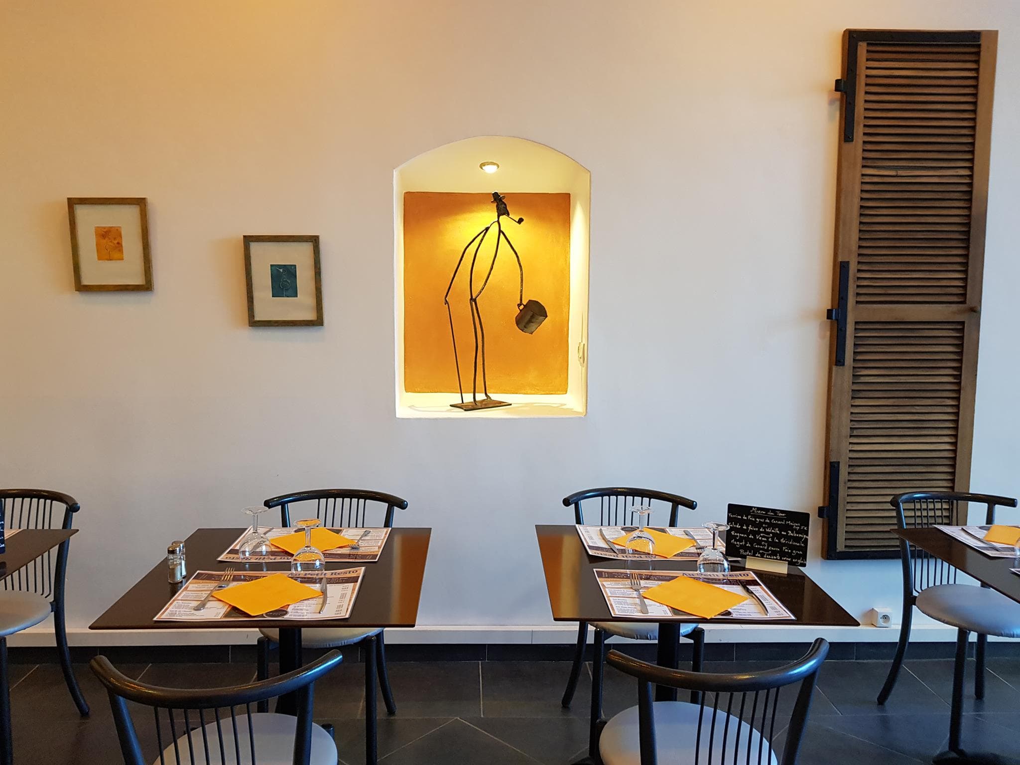 Au petit resto