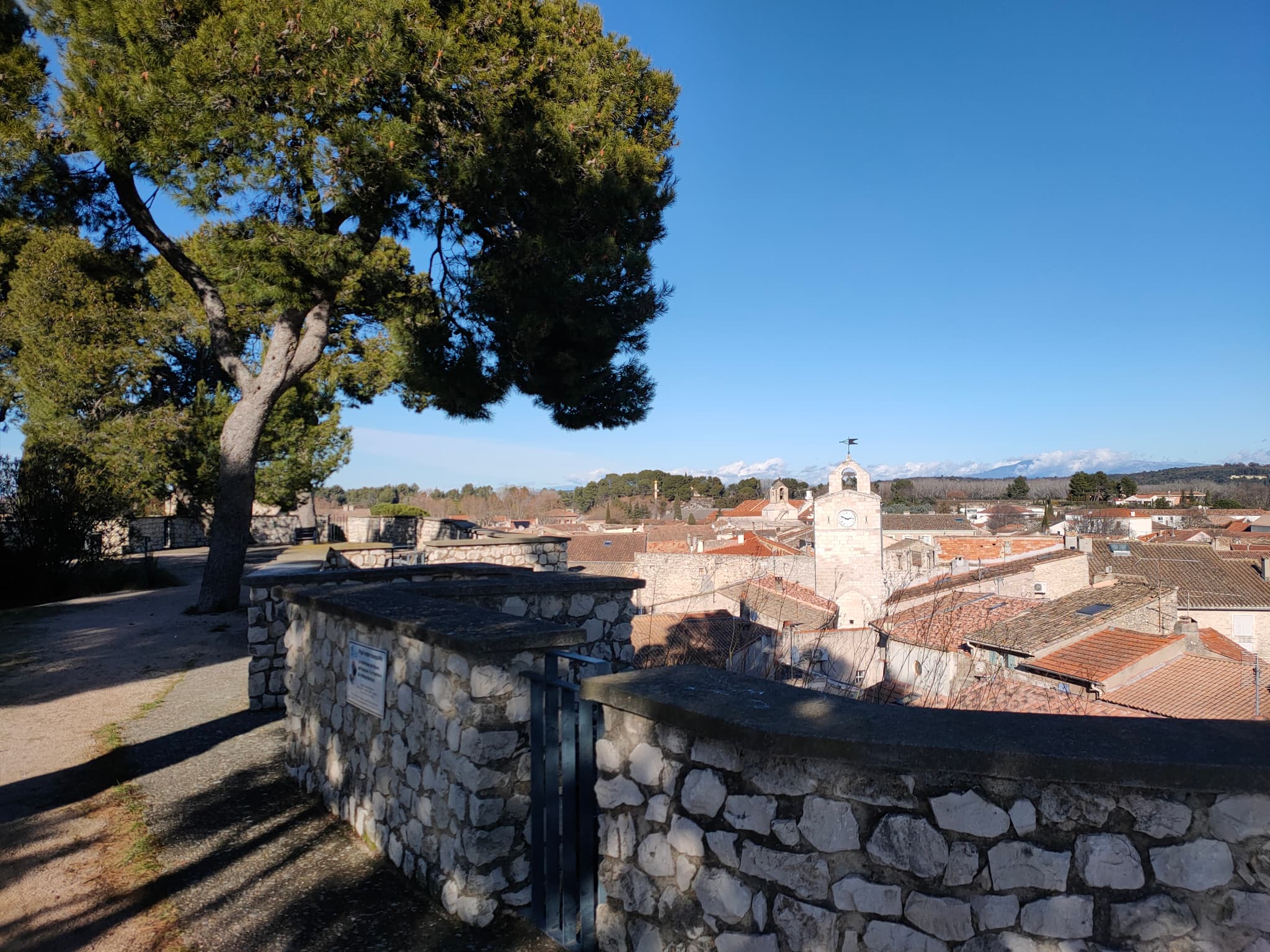 Aire de pique-nique de l'Esplanade_Noves