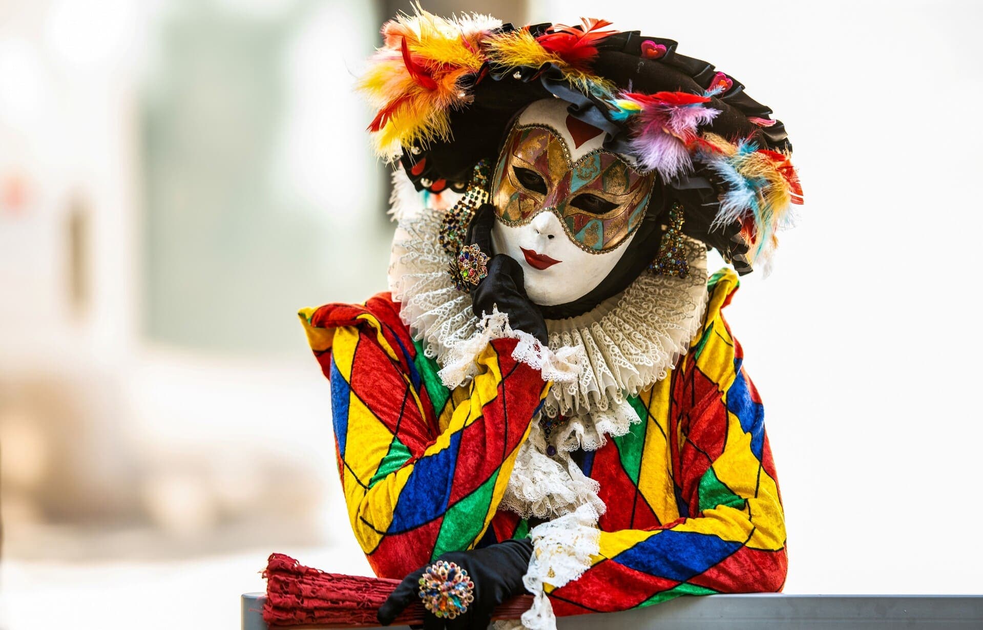 Conférence costumée : l’histoire du Carnaval de Venise_Martigues