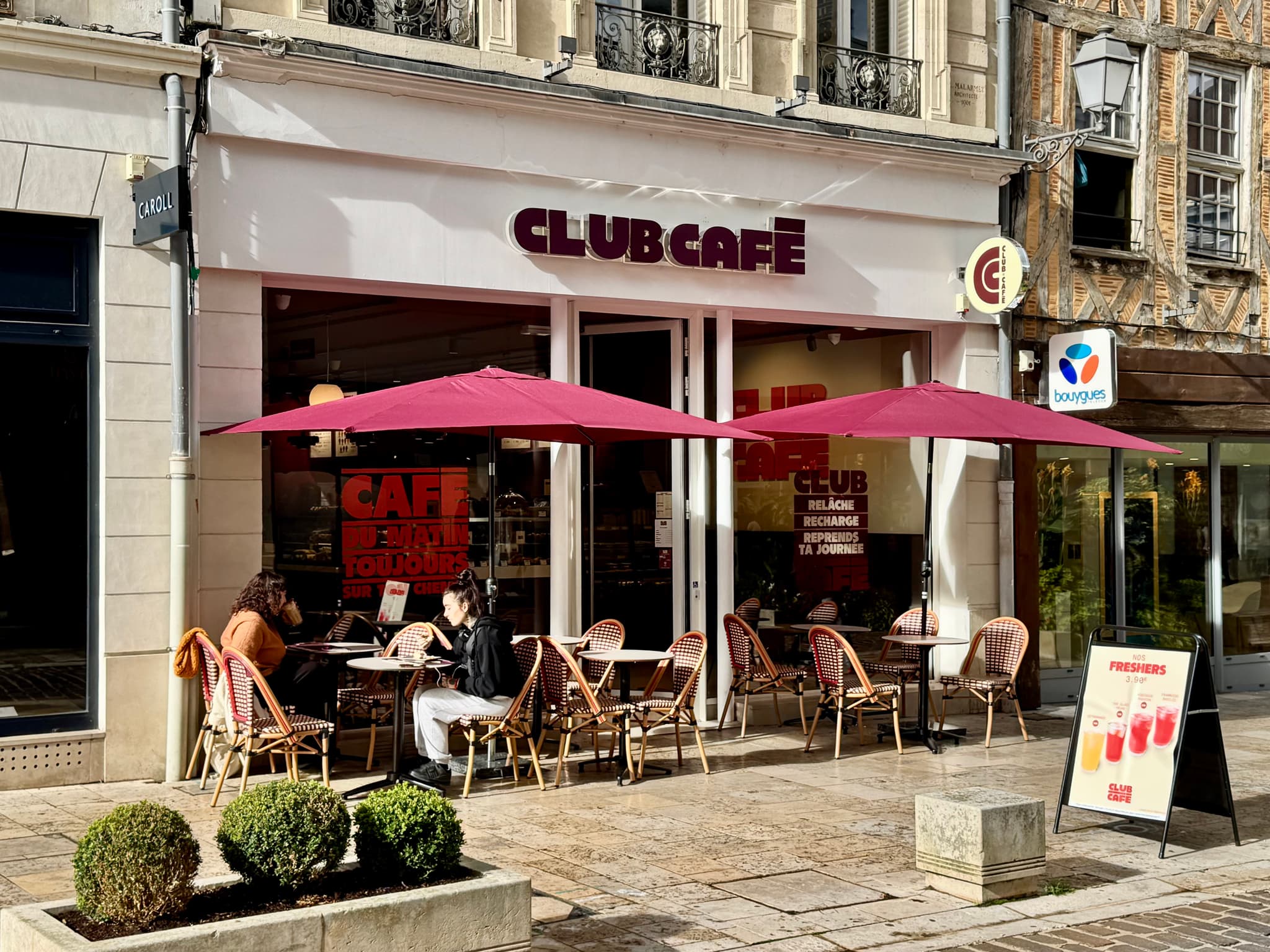 CLUB CAFÉ TROYES