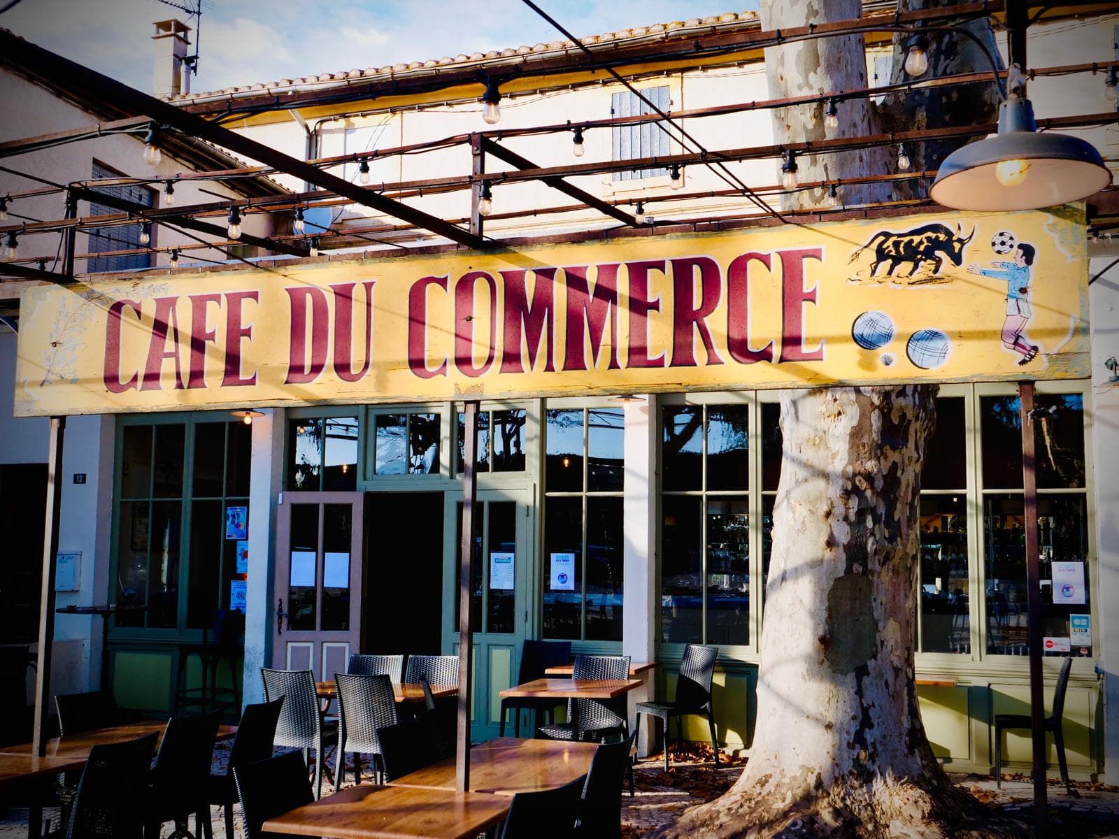 Le Café du Commerce_Boulbon