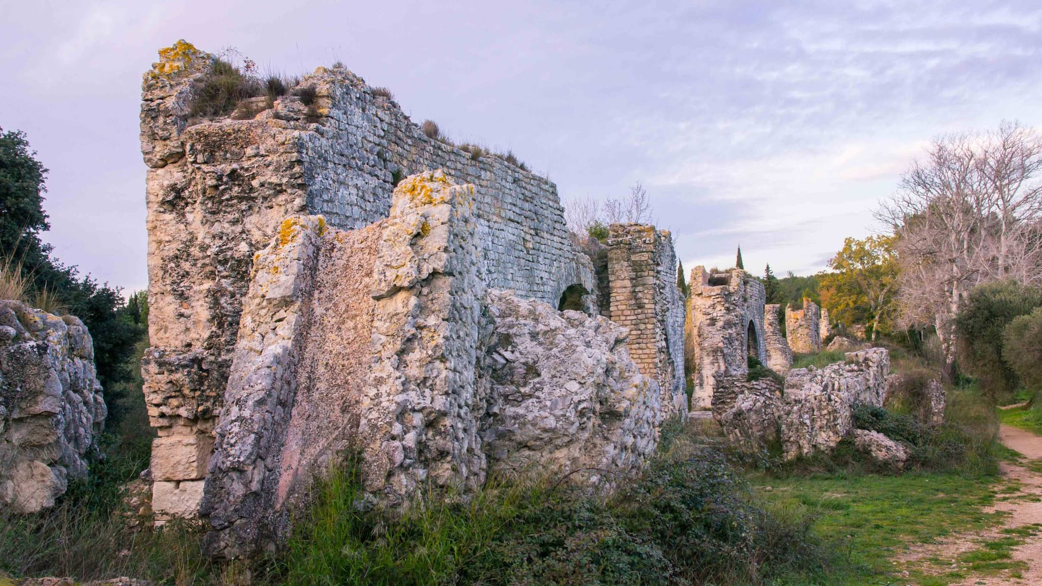 FONTVIEILLE - Aqueduc Nord