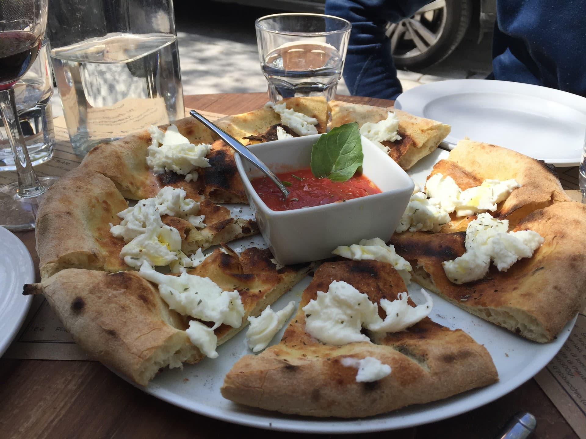 Fratelli_pizza_partagee