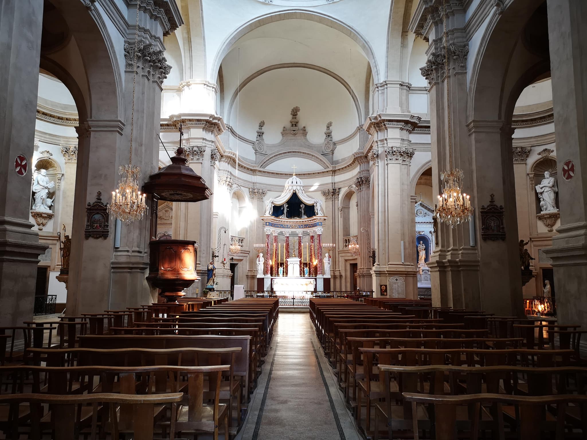 Visite libre de l'église Notre-Dame de l'Assomption - Journées du Patrimoine_Lambesc