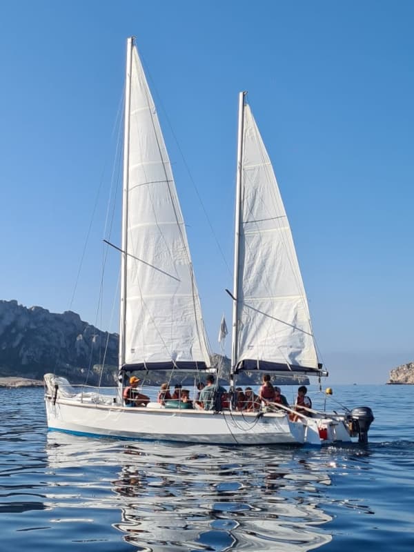 Découverte et initiation à la voile en équipage_Marseille