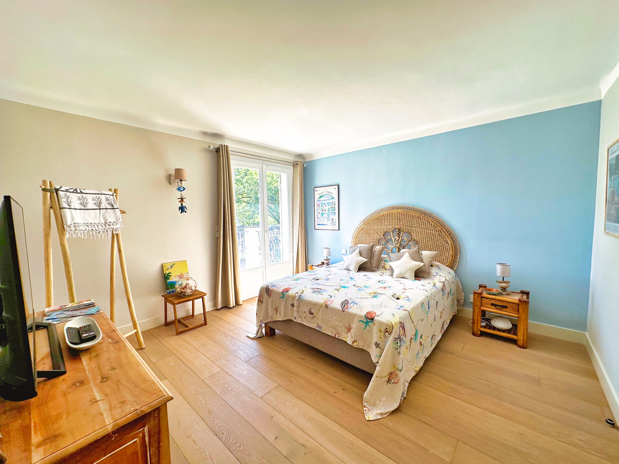 Chambre Saint - Tropez