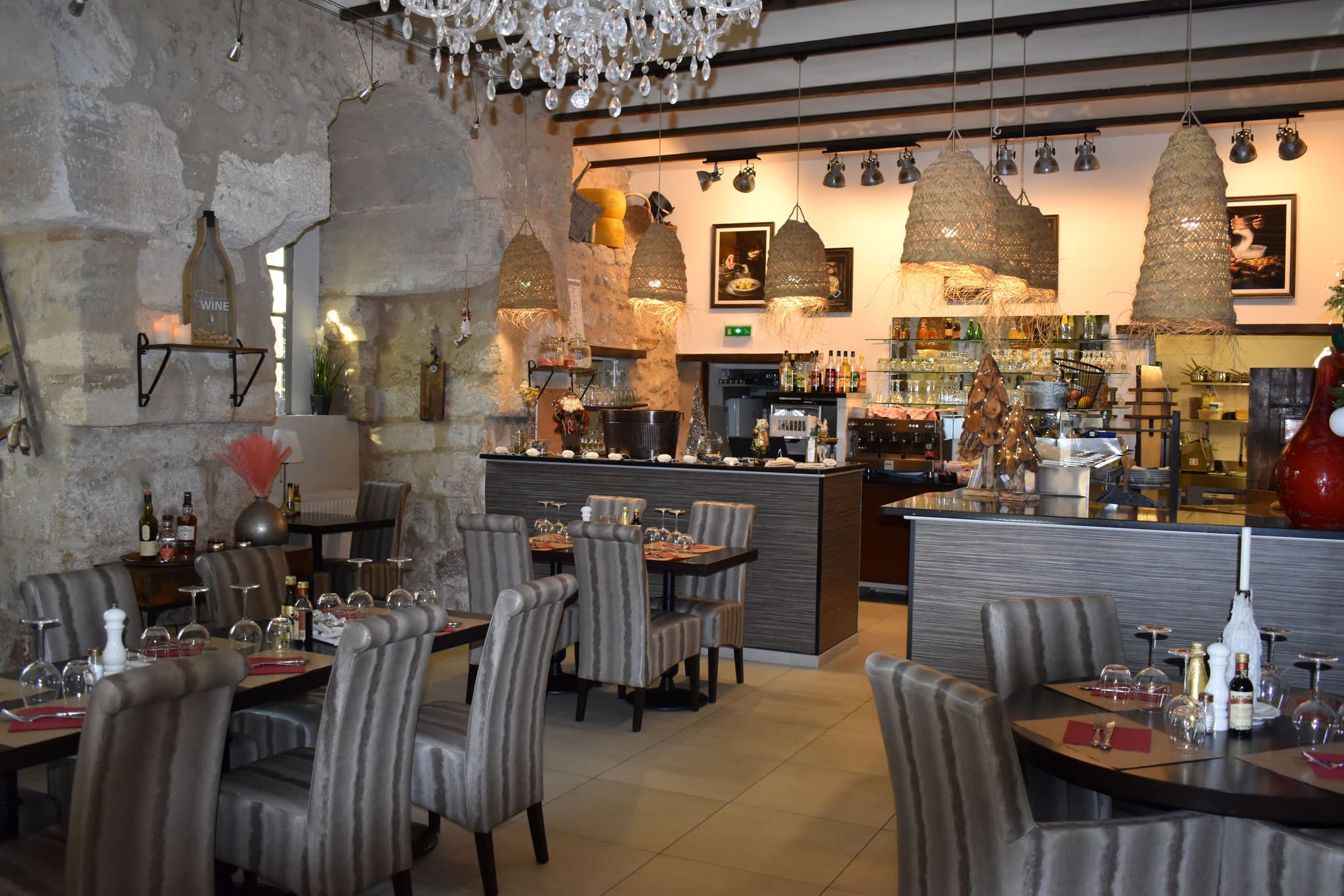 Salle du restaurant Le Donjon gourmand
