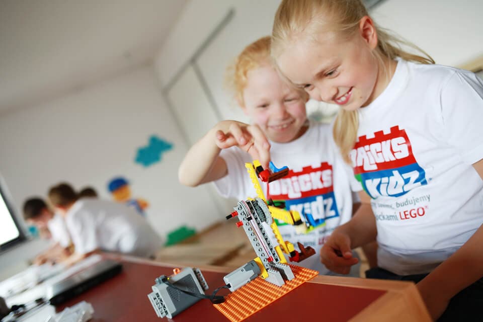 ATELIER LEGO